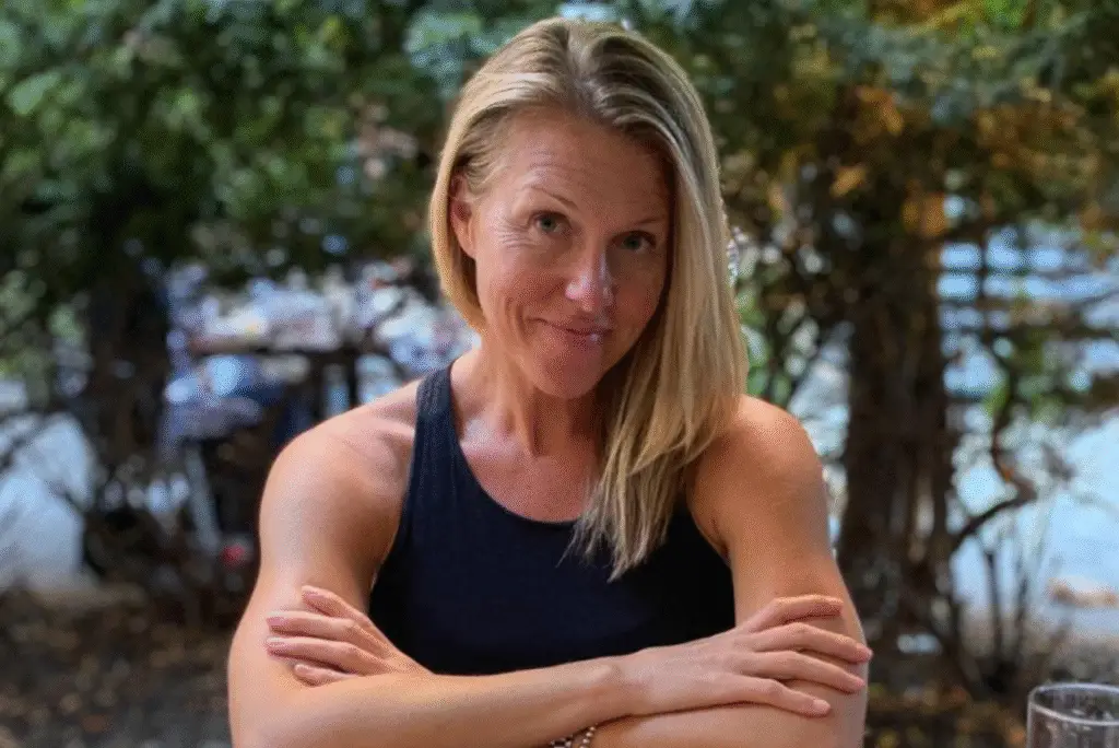 Stacey Smith 1600 x 1068